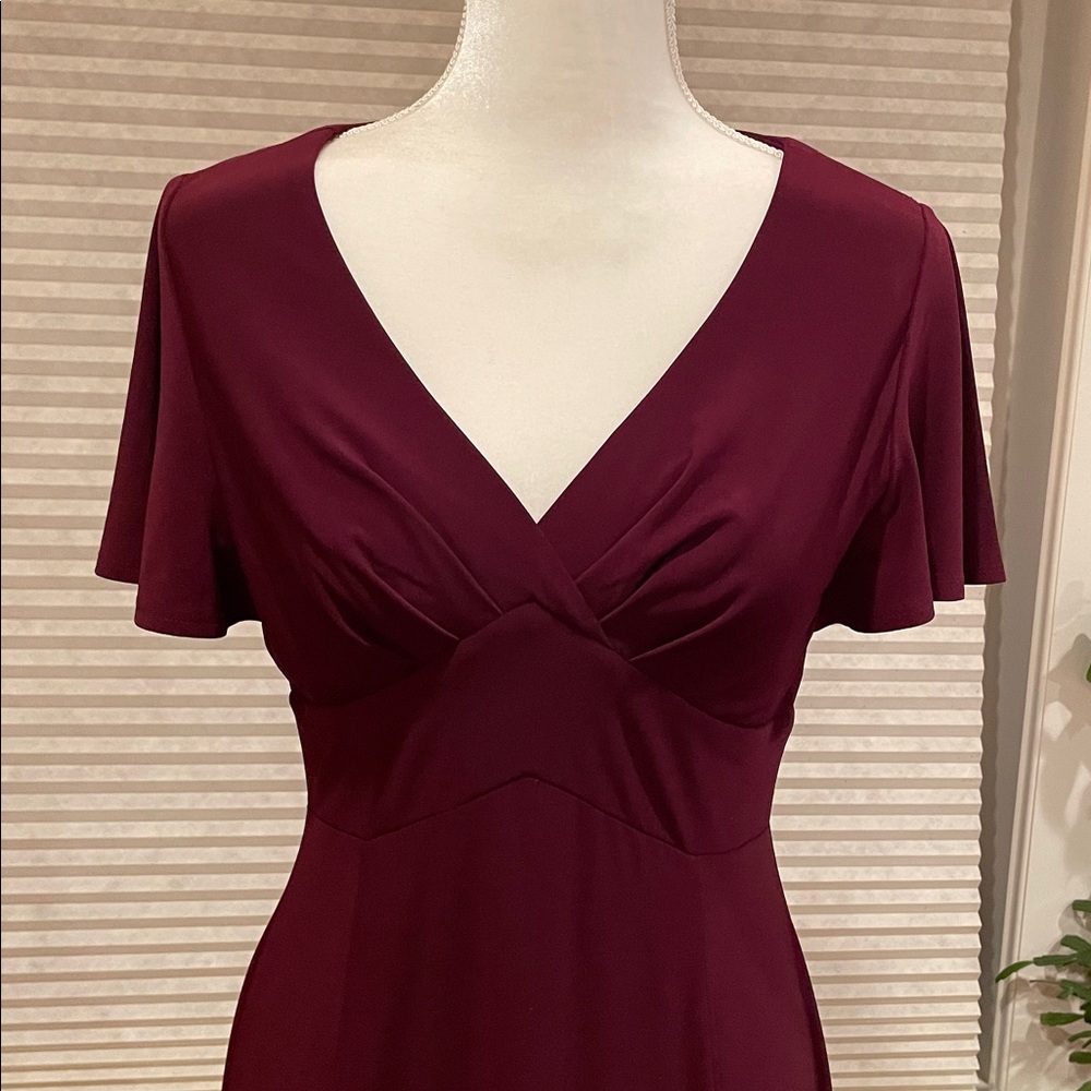 CHAPS dress beautiful burgendy, NWOT sz.M
